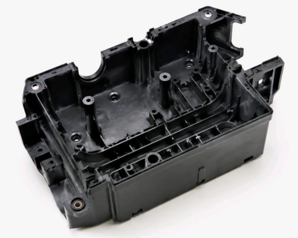 Hidden internal defects in high-filled thick-wall plastic parts